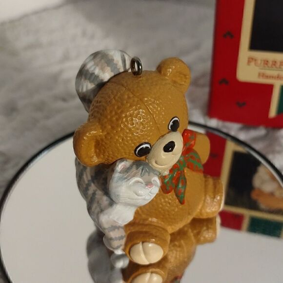 Vtg. Hallmark Keepsake "Purrfect Snuggle" Christmas Ornament - Picture 6 of 9